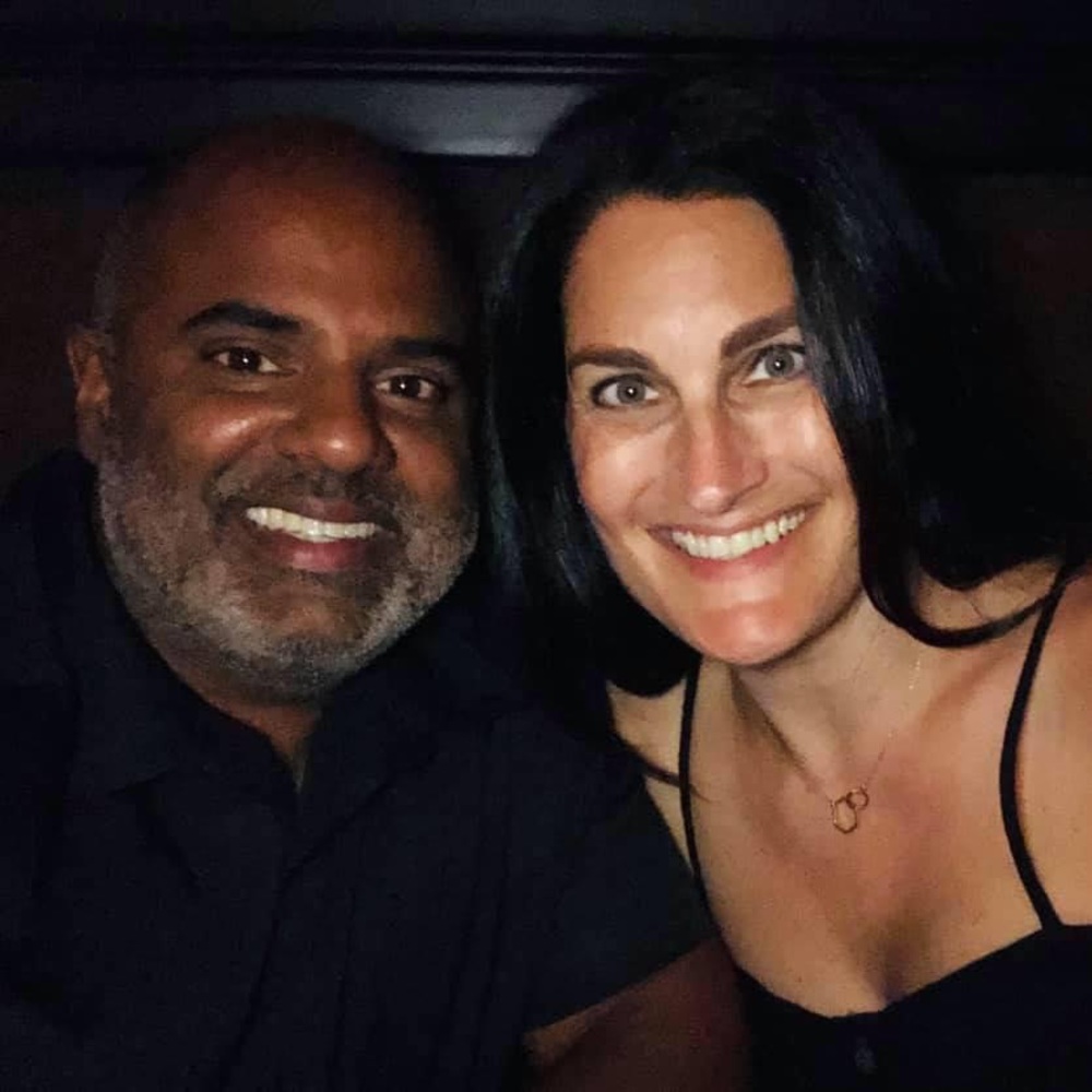 I’m an active seller @TheGoBackRack! This is my personal shopping account 😃